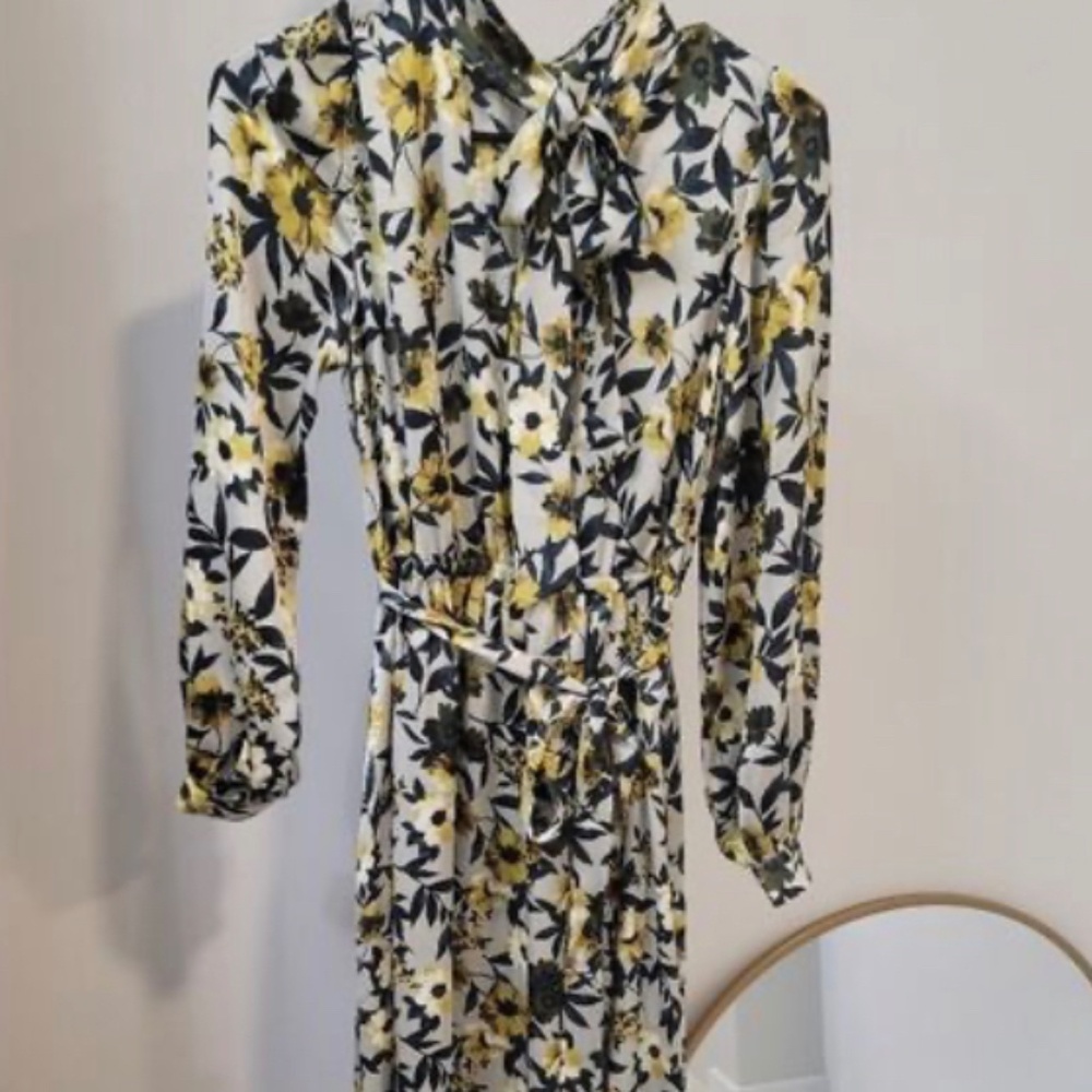 Floral Long Sleeve Dress BCBgmaxazria, Size M